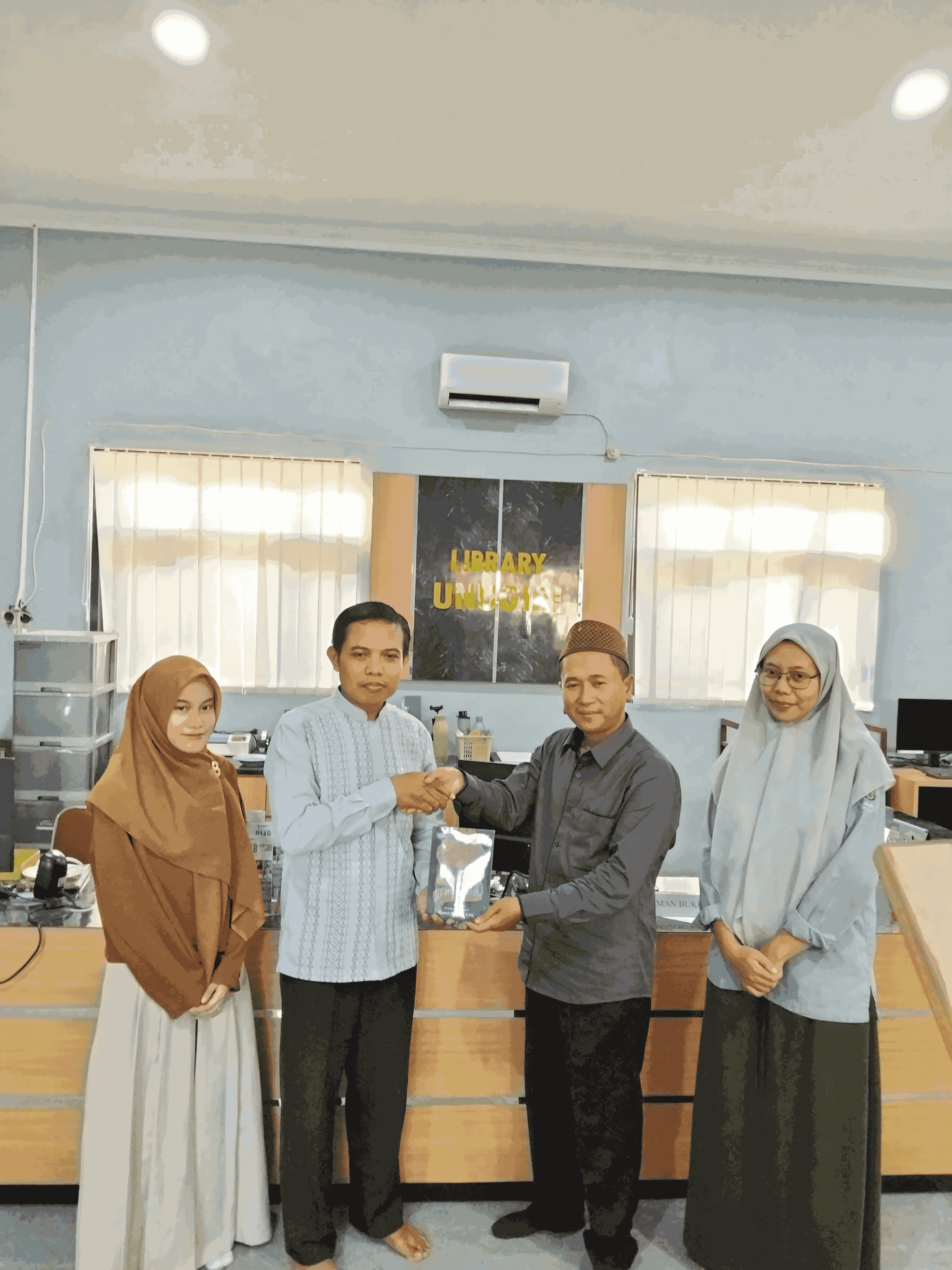 Ungkapan Syukur dengan Menulis 